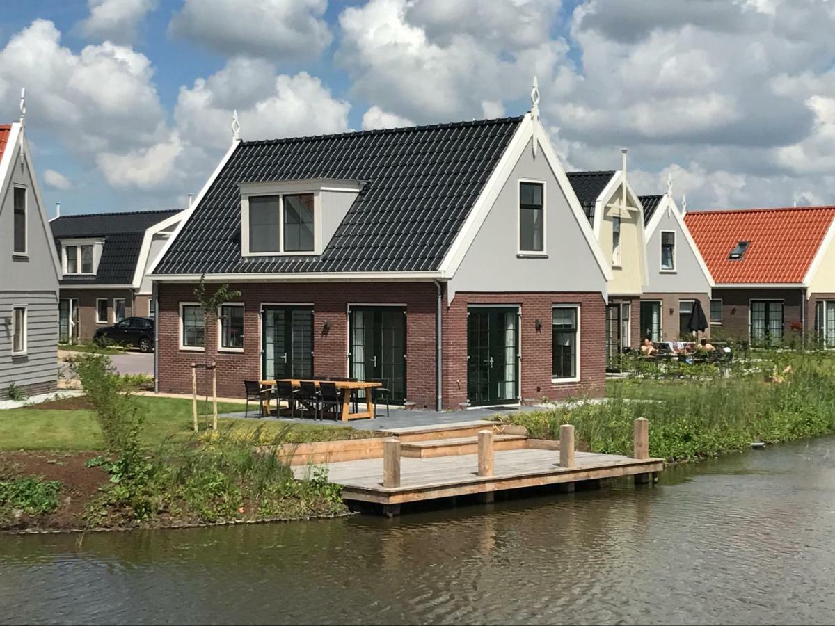 Luxurious Water Villa Uitdam Exterior photo
